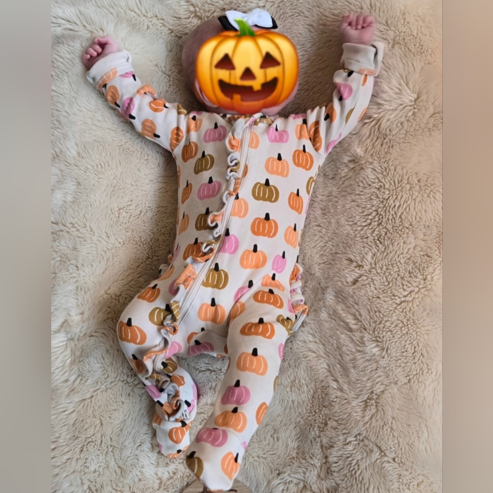 Spearmint Love Baby Pumpkin Sleeper Footie